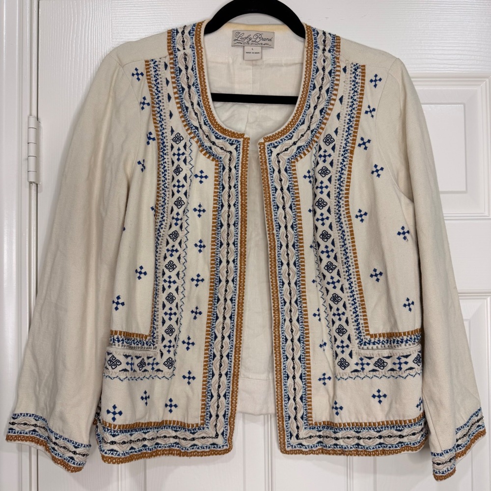 #8 LUCKY BRAND Embroidered beaded blazer PTP: 21.5" 100% Cotton